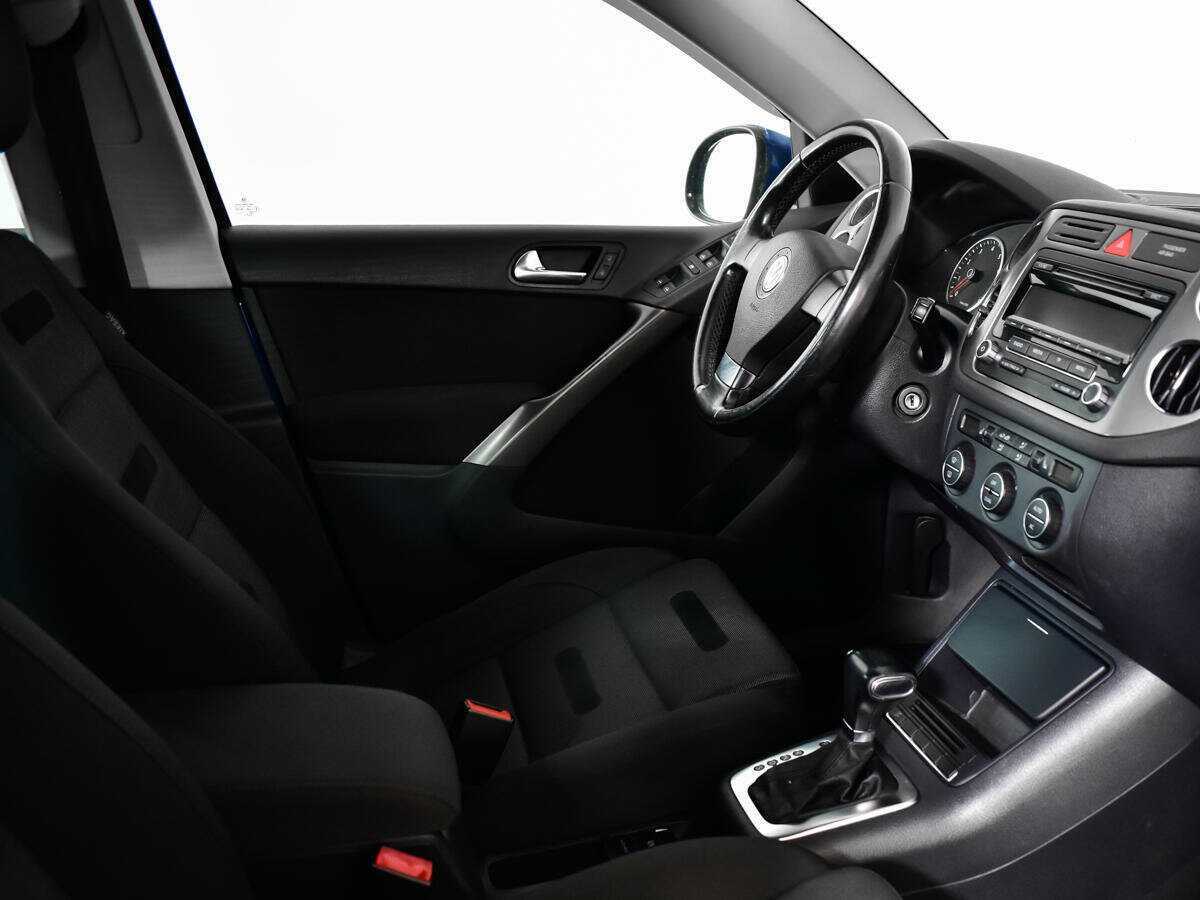 Volkswagen Tiguan 2009 года с пробегом. Фото: #8