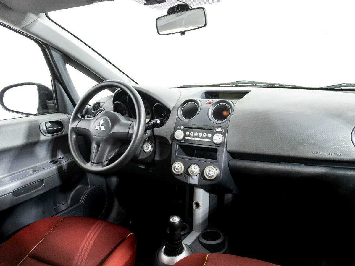 Mitsubishi Colt 2008 года с пробегом. Фото: #8