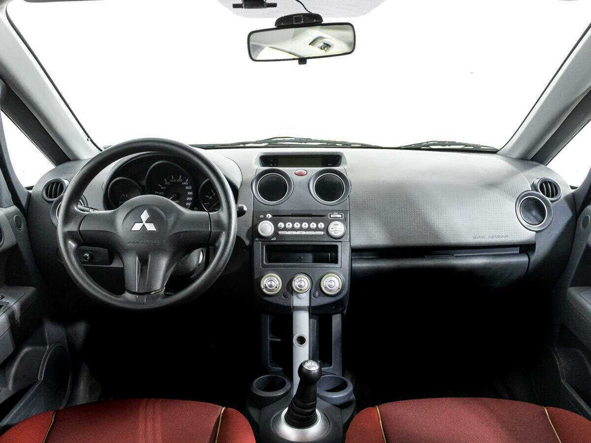 Mitsubishi Colt 2008 года с пробегом. Фото: #12