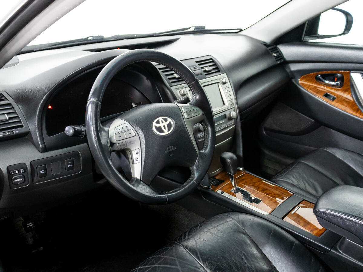 Toyota Camry 2011 года с пробегом. Фото: #10