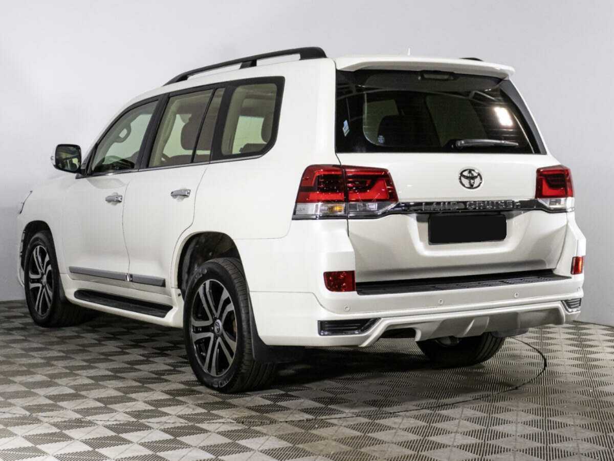 Toyota Land Cruiser 2016 года с пробегом. Фото: #6