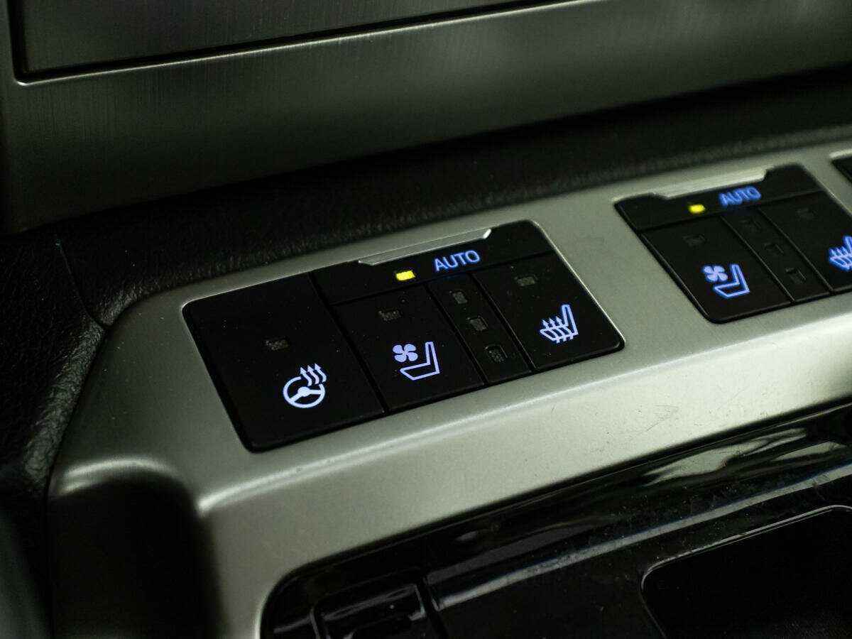 Toyota Land Cruiser 2016 года с пробегом. Фото: #20