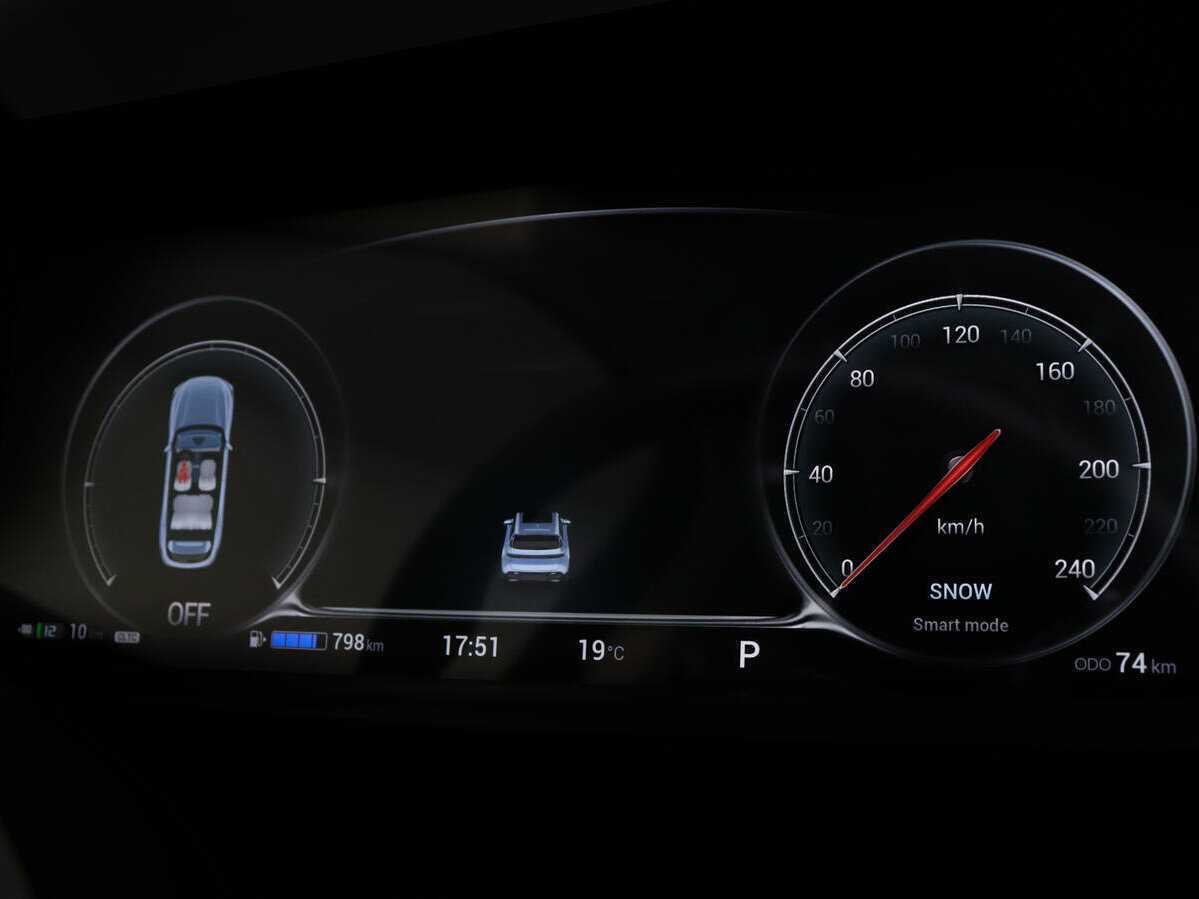 Voyah Free 2023 года с пробегом. Фото: #10