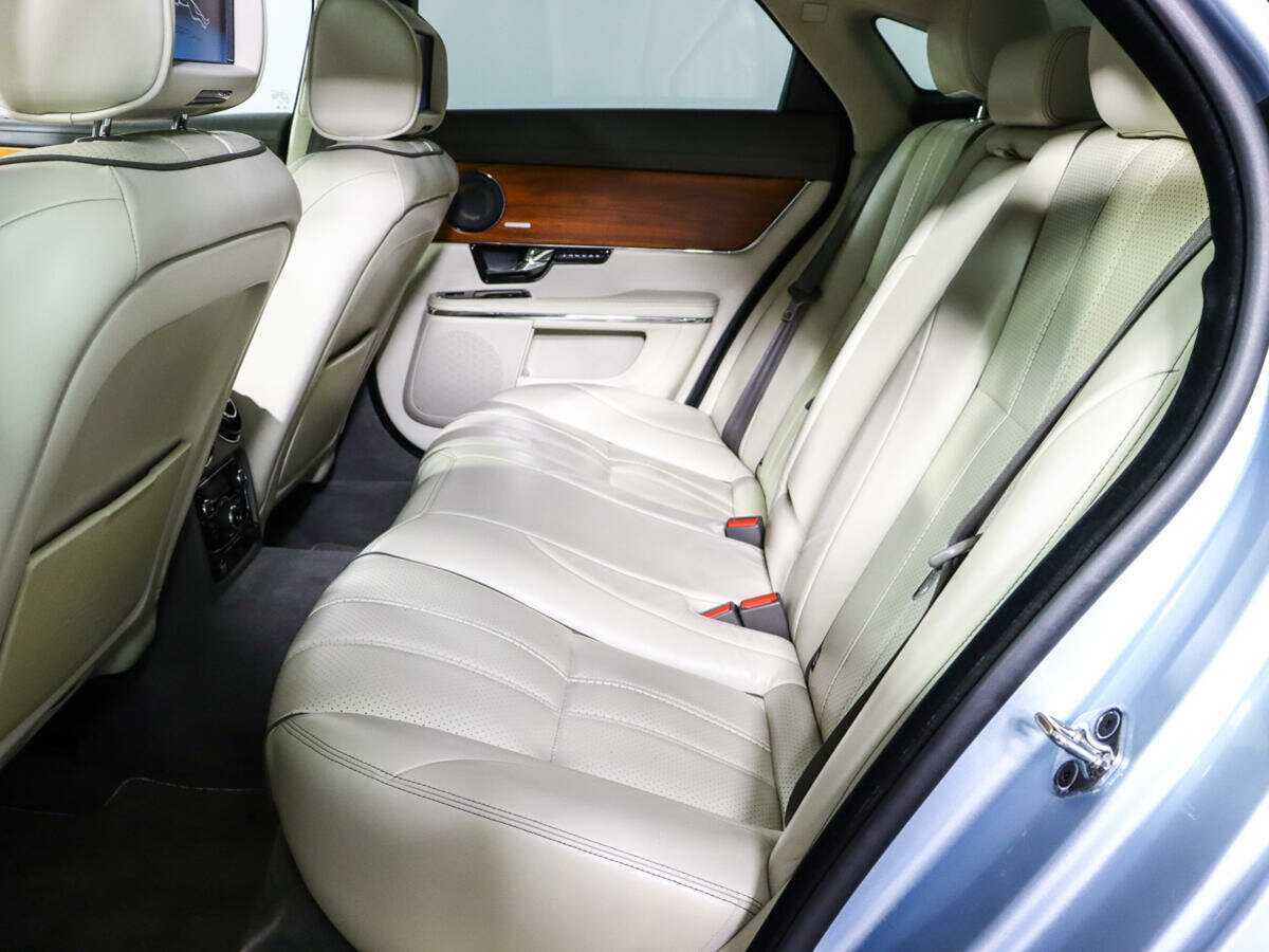 Jaguar XJ 2012 года с пробегом. Фото: #7