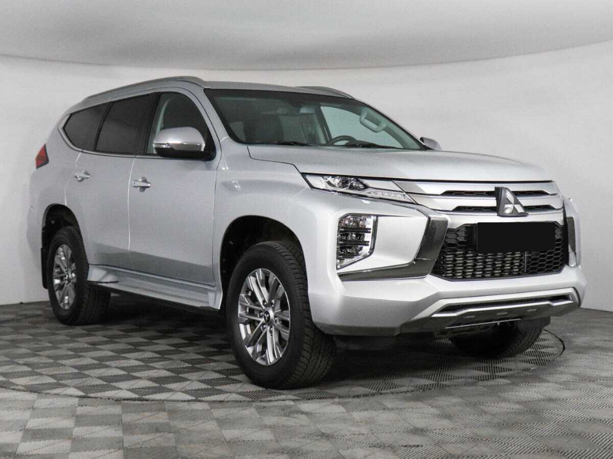 Mitsubishi Pajero Sport 2022 года с пробегом. Фото: #2