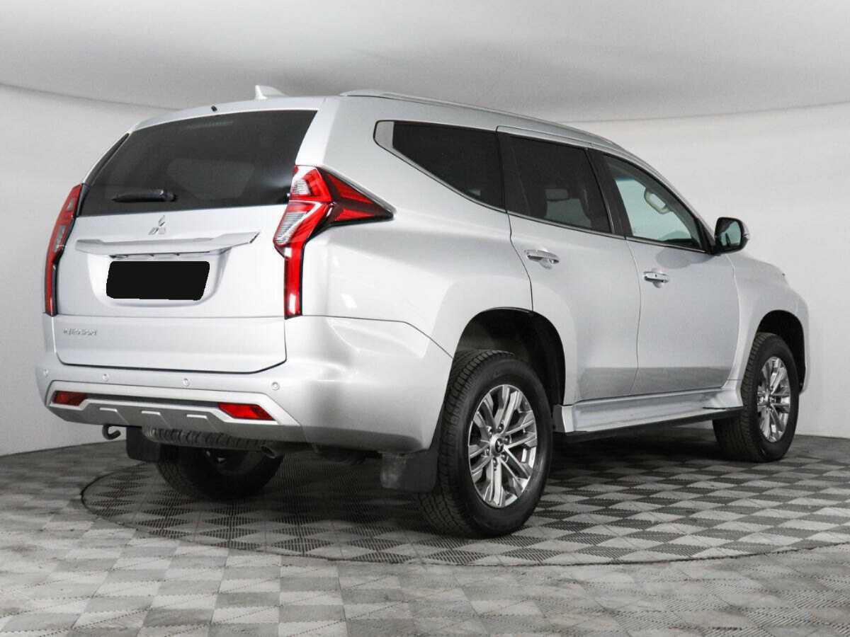 Mitsubishi Pajero Sport 2022 года с пробегом. Фото: #4