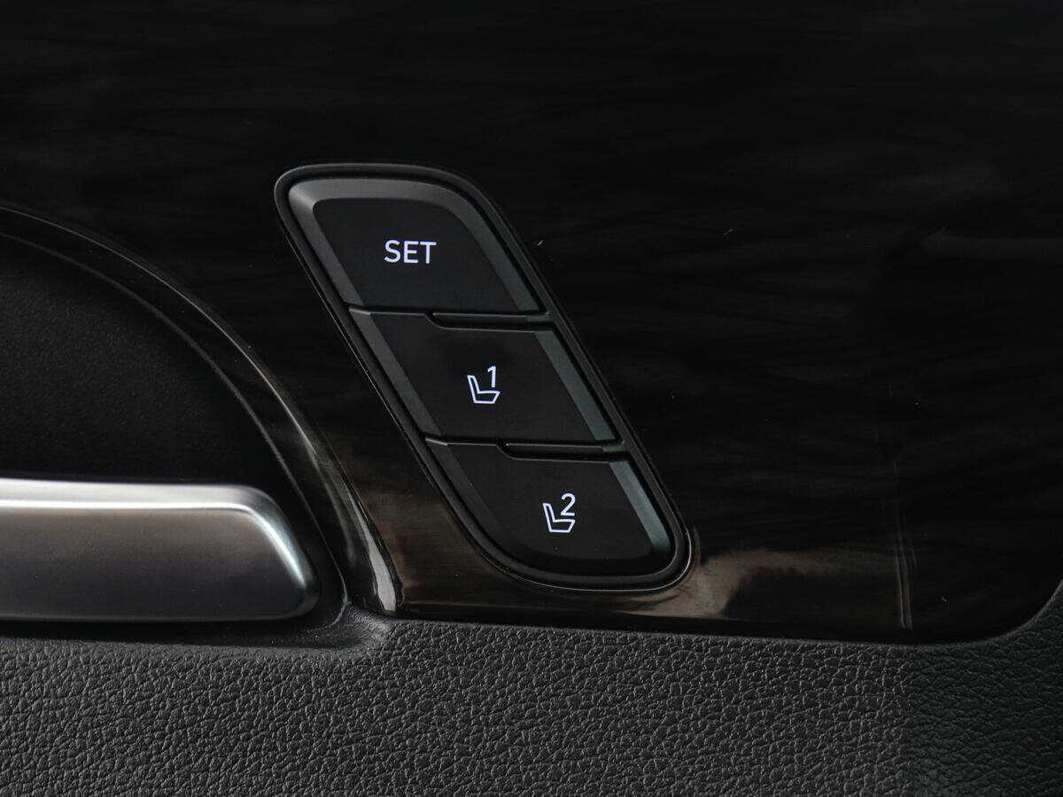 Hyundai Santa Fe 2018 года с пробегом. Фото: #16