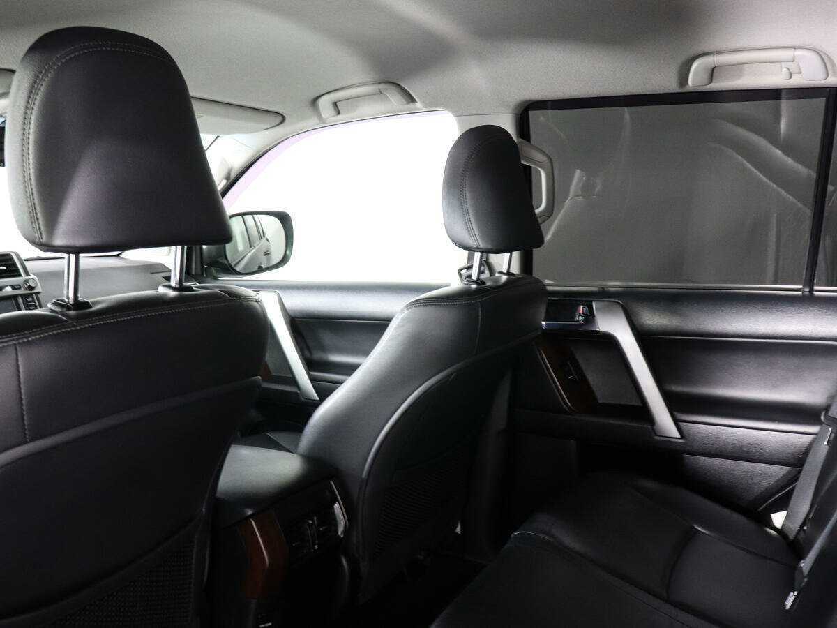 Toyota Land Cruiser Prado 2017 года с пробегом. Фото: #11