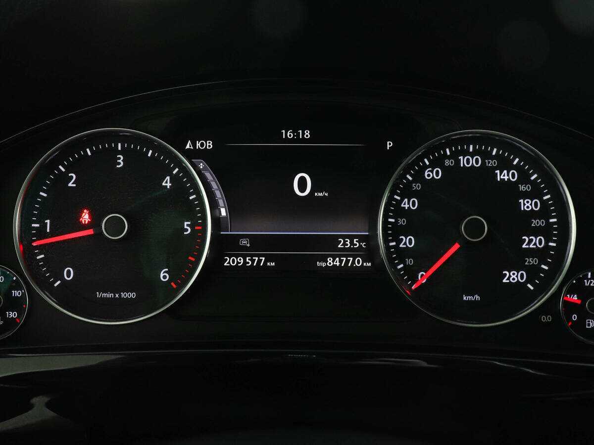 Volkswagen Touareg 2017 года с пробегом. Фото: #6