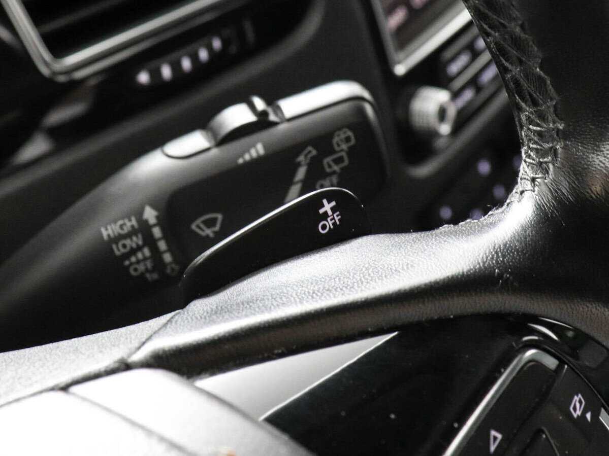 Volkswagen Touareg 2017 года с пробегом. Фото: #9