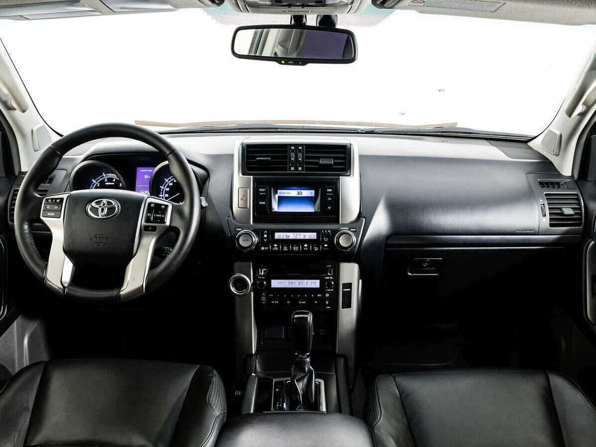 Toyota Land Cruiser Prado 2010 года с пробегом. Фото: #7