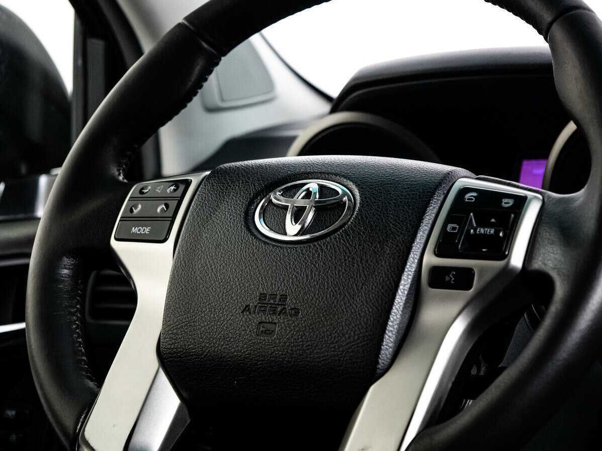 Toyota Land Cruiser Prado 2010 года с пробегом. Фото: #10