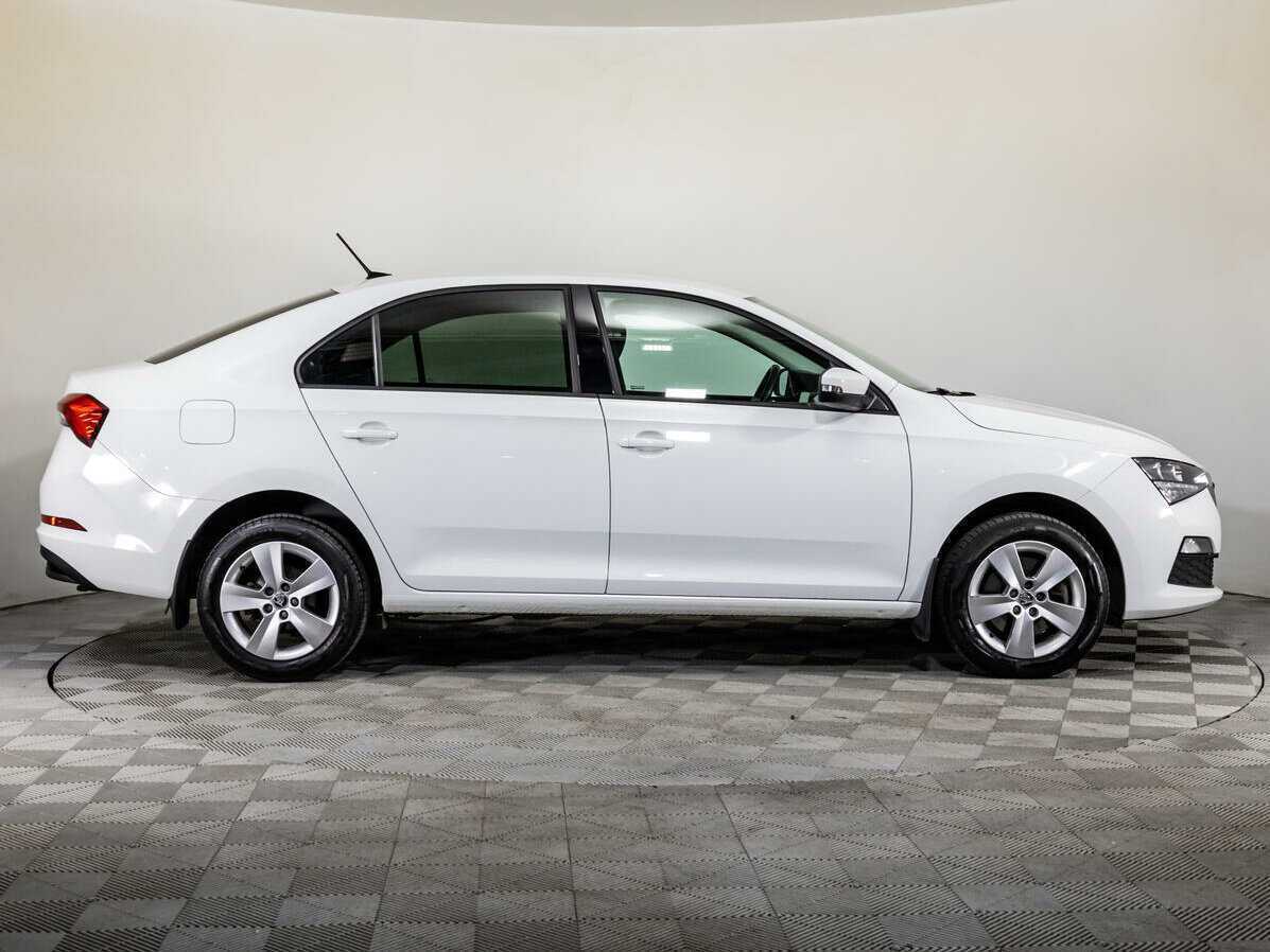 Б/У Шкода Рапид 2020 года. Фото: #3