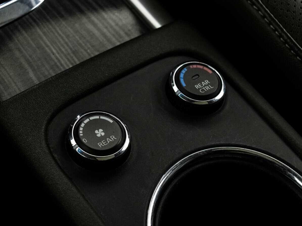 Nissan Pathfinder 2010 года с пробегом. Фото: #11