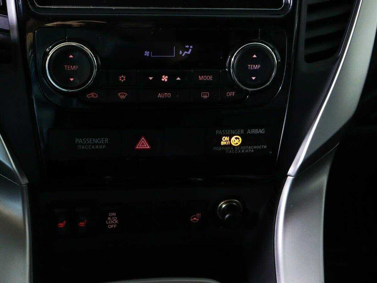 Mitsubishi Pajero Sport 2017 года с пробегом. Фото: #15