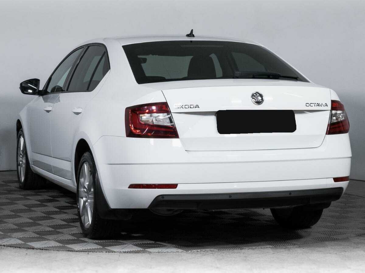 Skoda Octavia 2019 года с пробегом. Фото: #6