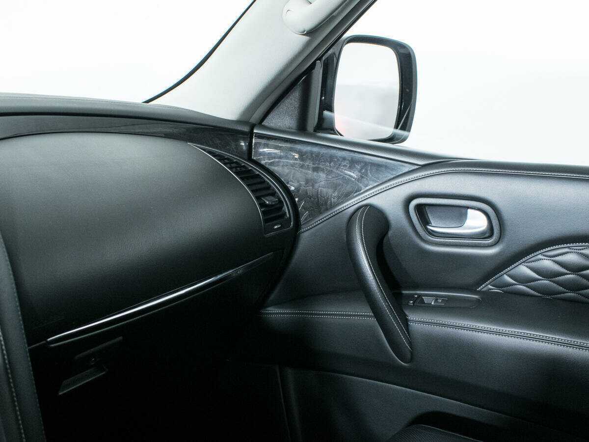 Infiniti QX80 2020 года с пробегом. Фото: #10