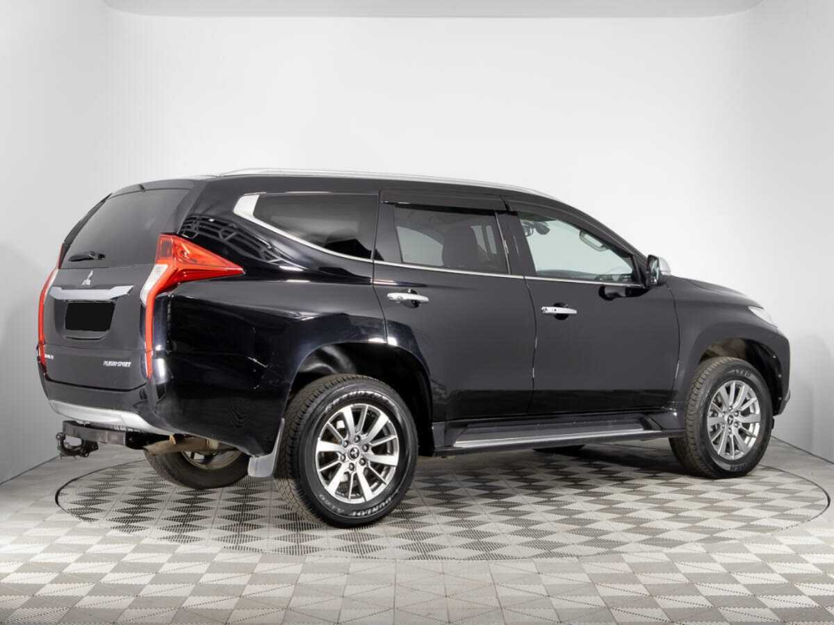 Mitsubishi Pajero Sport 2018 года с пробегом. Фото: #4