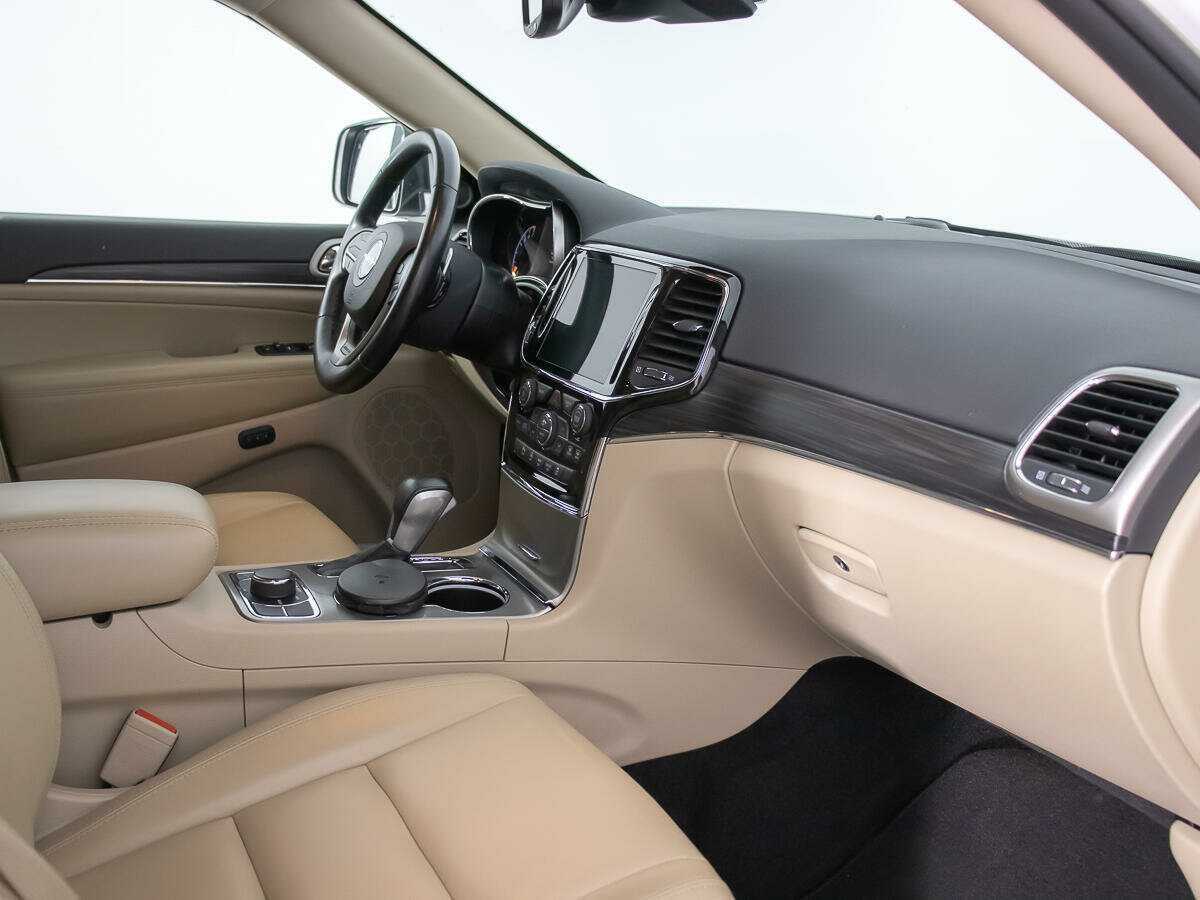 Jeep Grand Cherokee 2021 года с пробегом. Фото: #8