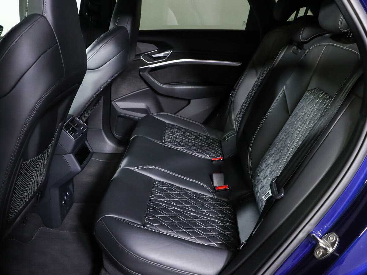 Audi e-tron 2020 года с пробегом. Фото: #8