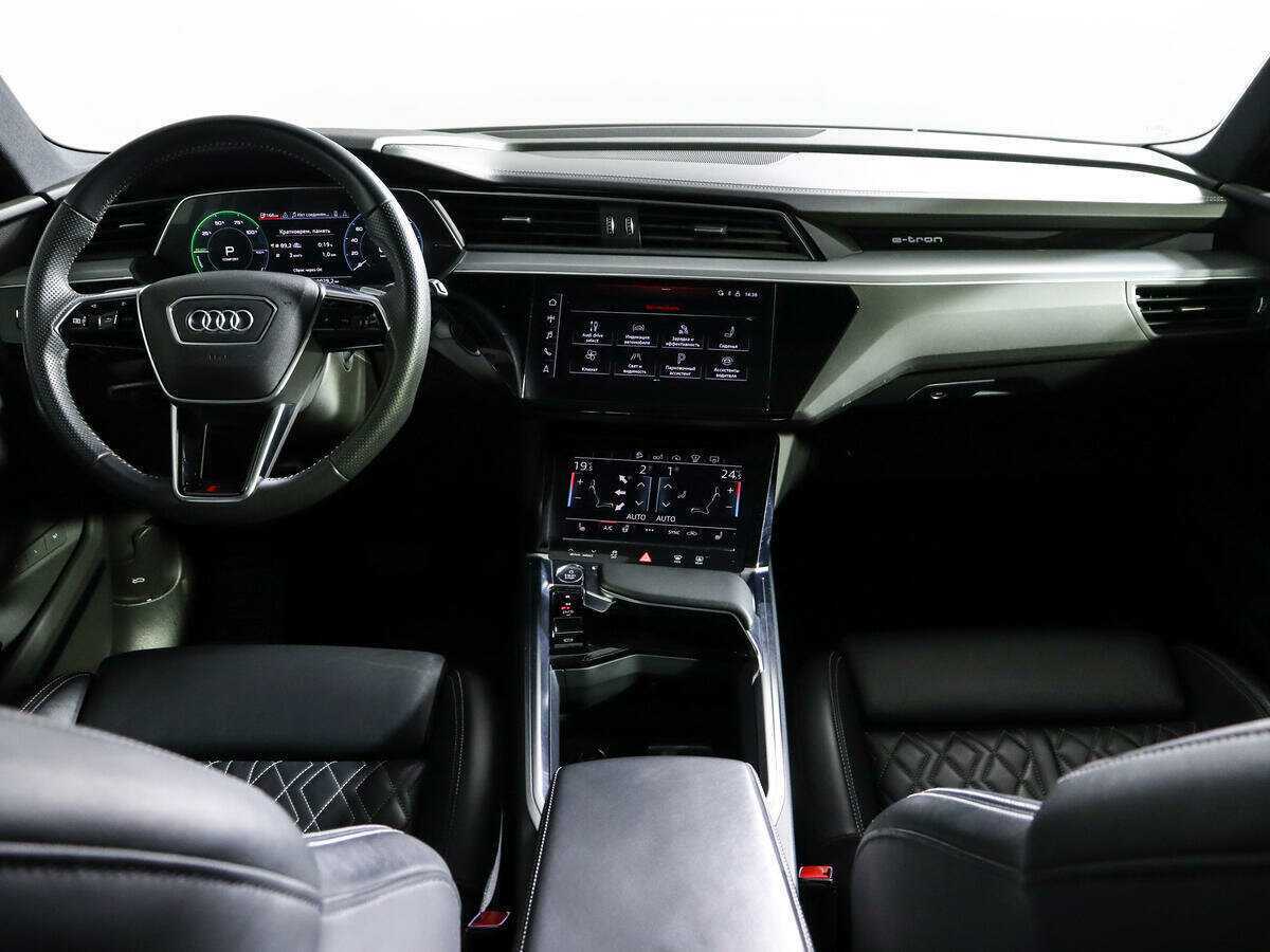 Audi e-tron 2020 года с пробегом. Фото: #10