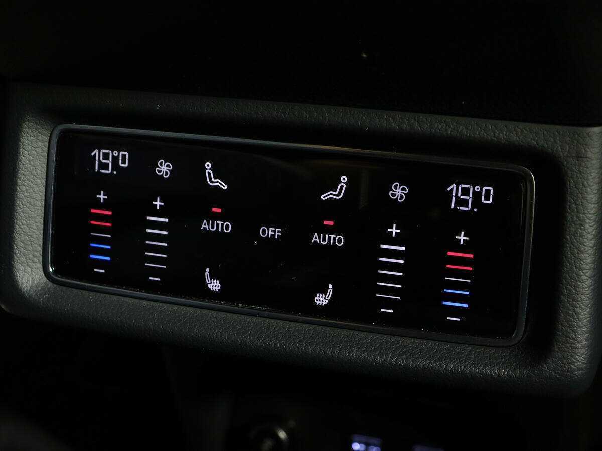 Audi e-tron 2020 года с пробегом. Фото: #14