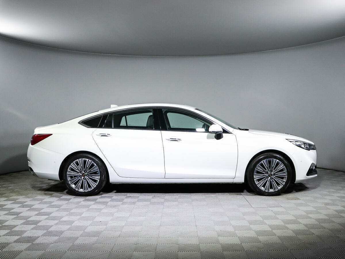 Hongqi H5 2022 года с пробегом. Фото: #3