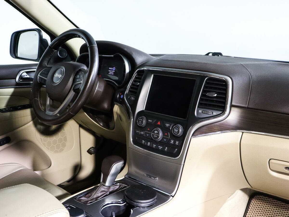 Jeep Grand Cherokee 2018 года с пробегом. Фото: #8