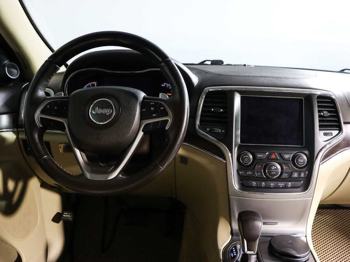 Jeep Grand Cherokee 2018 года с пробегом. Фото: #11