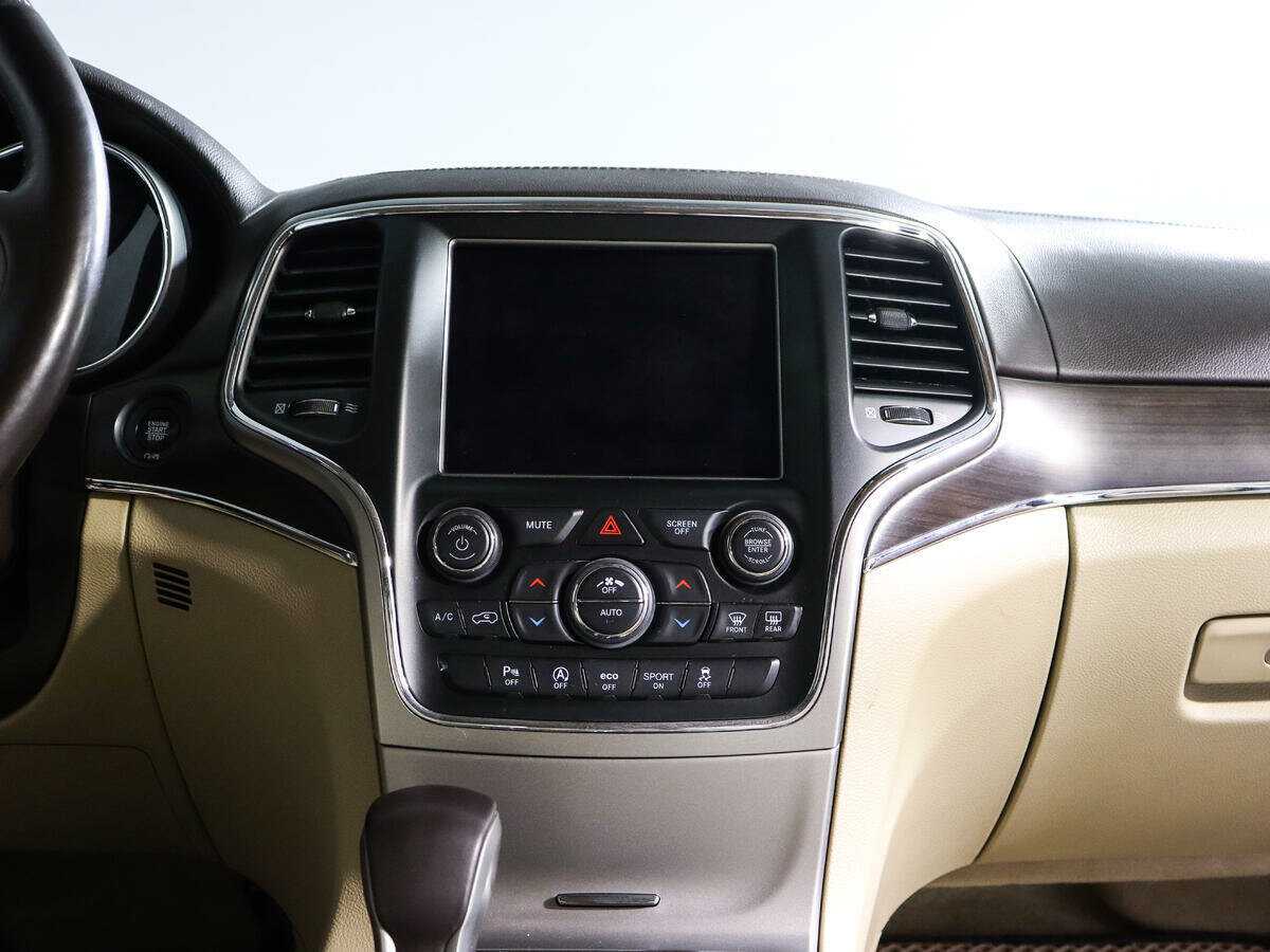 Jeep Grand Cherokee 2018 года с пробегом. Фото: #12
