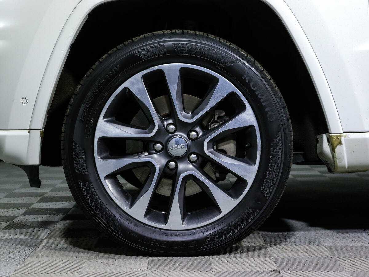 Jeep Grand Cherokee 2018 года с пробегом. Фото: #14