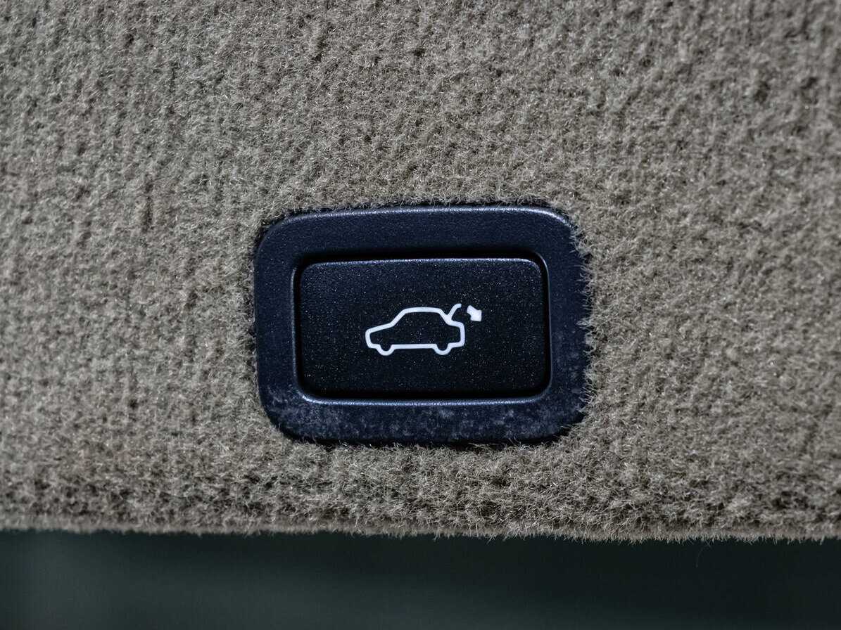 Volvo XC60 2011 года с пробегом. Фото: #15