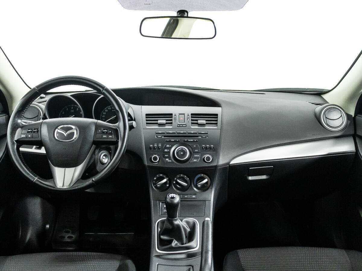 Mazda 3 2011 года с пробегом. Фото: #12