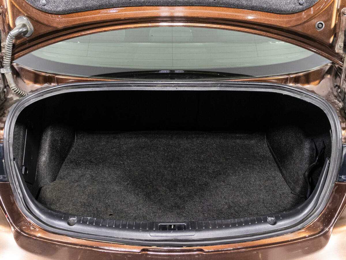 Mazda 3 2011 года с пробегом. Фото: #14