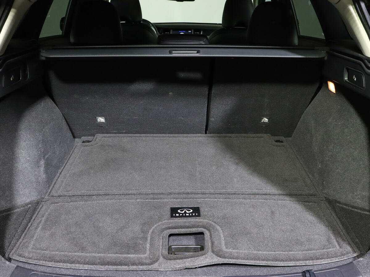 Infiniti QX50 2019 года с пробегом. Фото: #16
