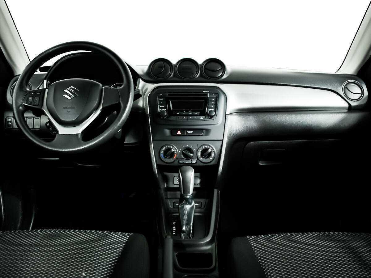 Б/У Сузуки Витара 2016 года. Фото: #10