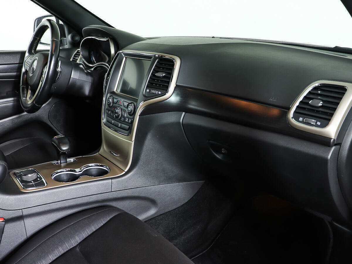 Jeep Grand Cherokee 2013 года с пробегом. Фото: #7