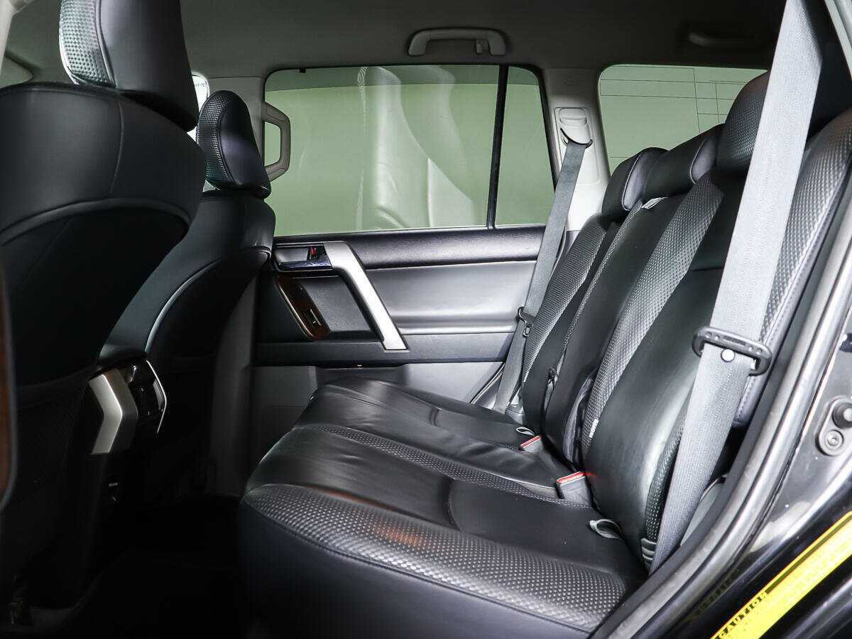 Toyota Land Cruiser Prado 2011 года с пробегом. Фото: #6