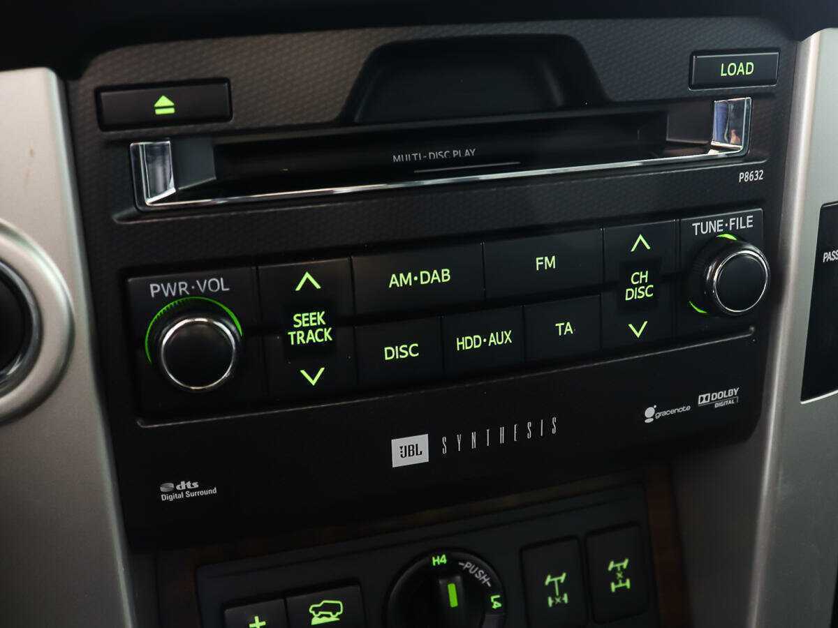 Toyota Land Cruiser Prado 2011 года с пробегом. Фото: #9