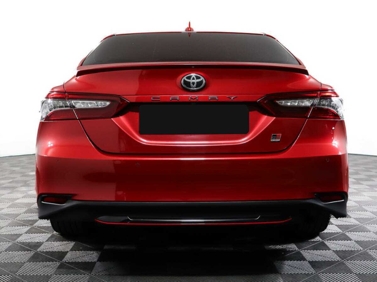 Toyota Camry 2021 года с пробегом. Фото: #3