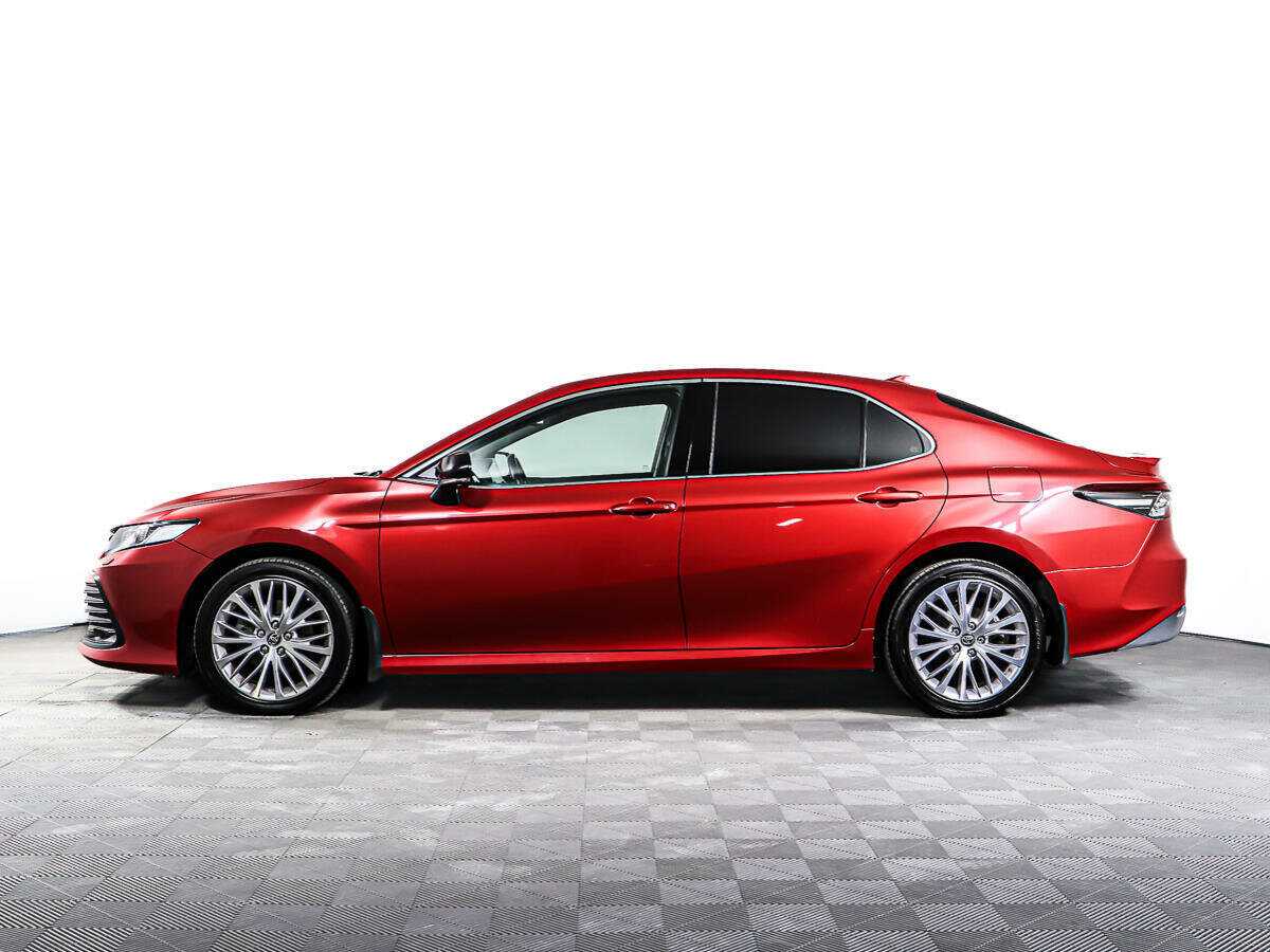 Toyota Camry 2021 года с пробегом. Фото: #5