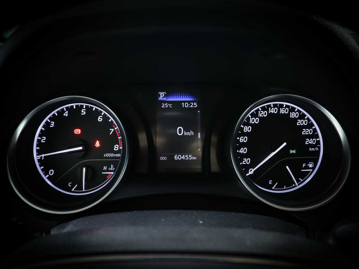 Toyota Camry 2021 года с пробегом. Фото: #11