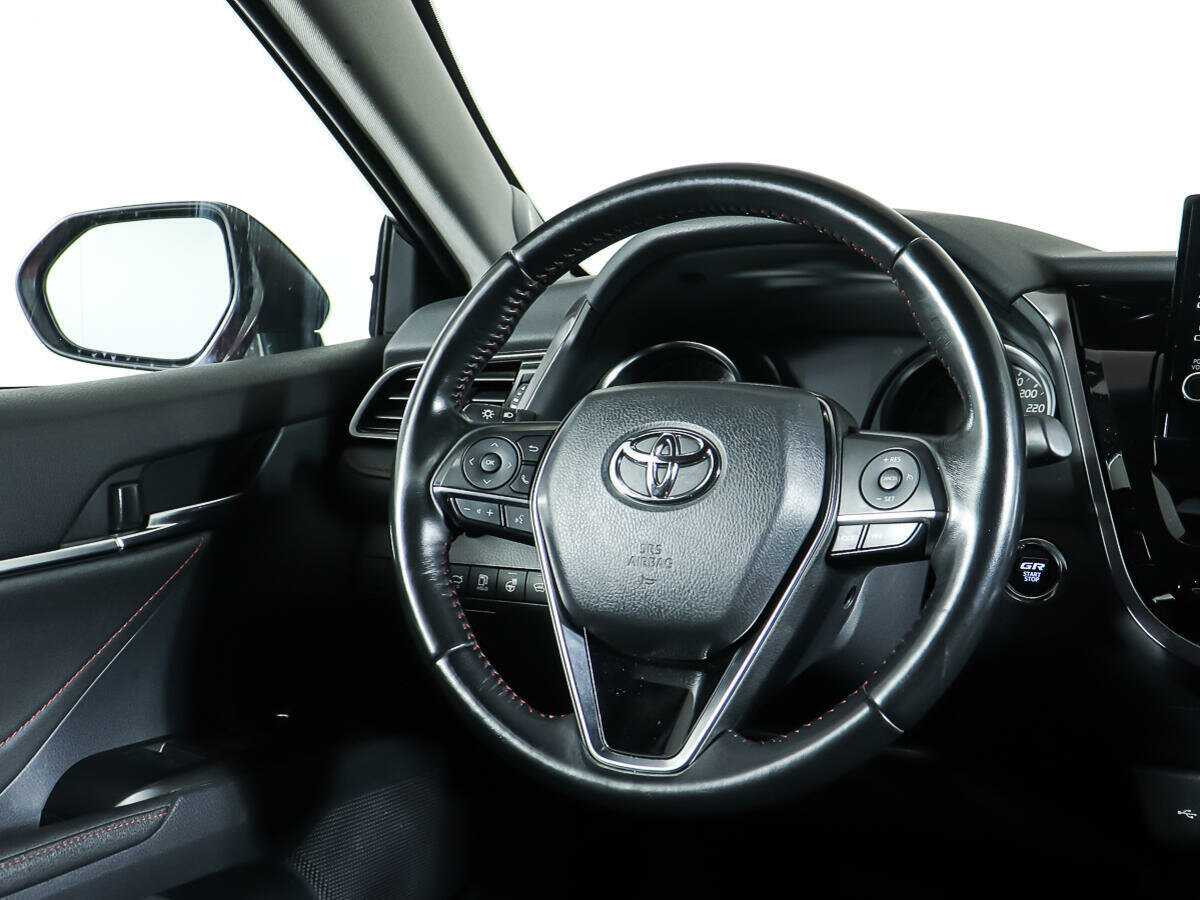 Toyota Camry 2021 года с пробегом. Фото: #12