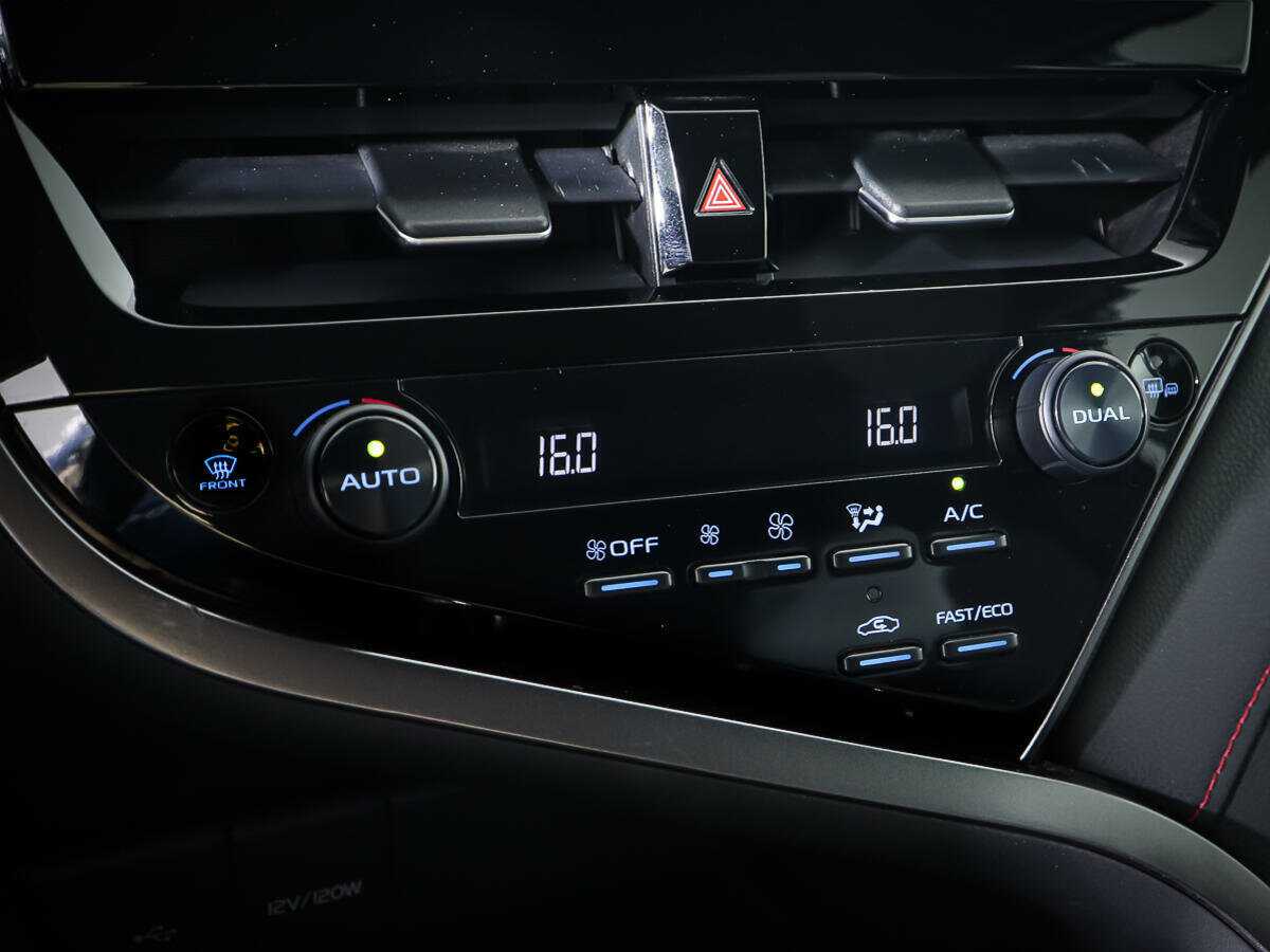 Toyota Camry 2021 года с пробегом. Фото: #15