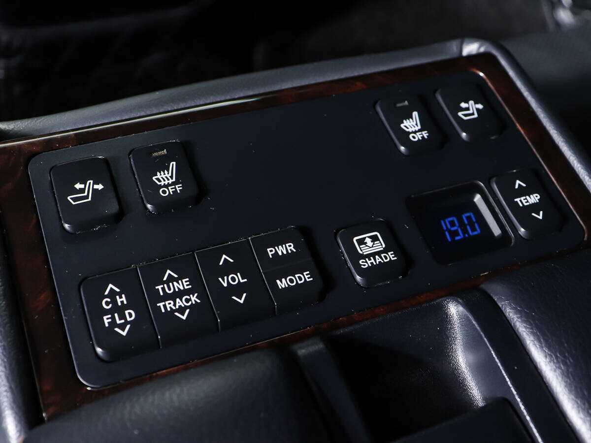 Toyota Camry 2015 года с пробегом. Фото: #13