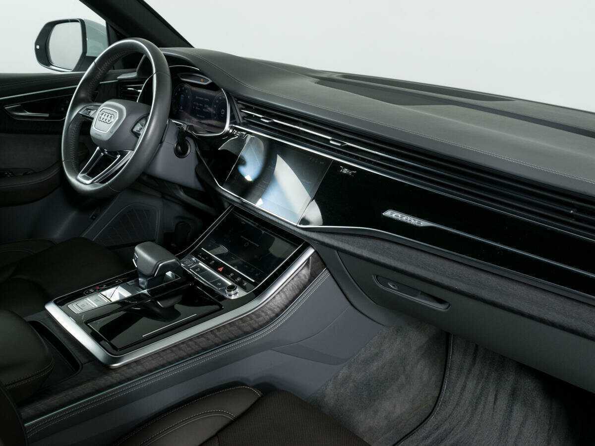 Audi Q8 2019 года с пробегом. Фото: #9