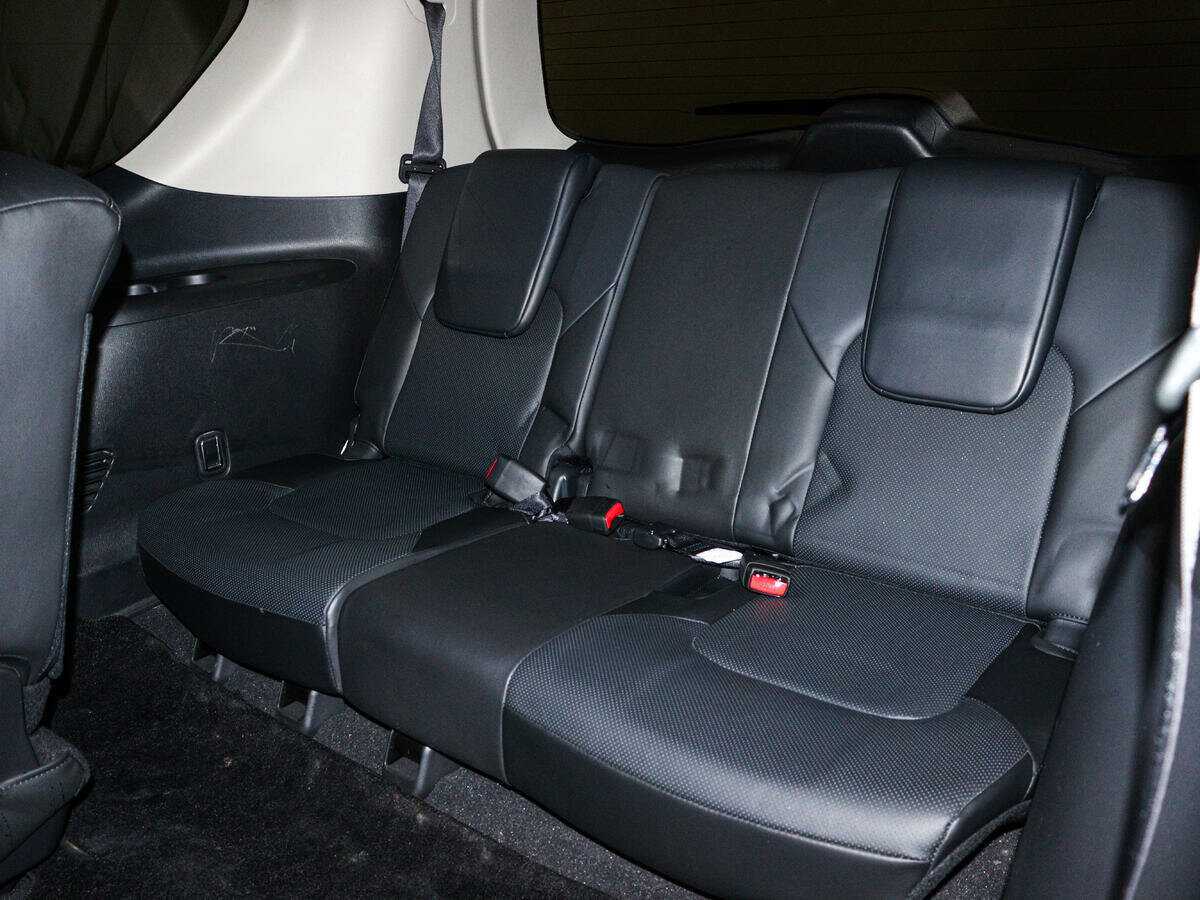 Infiniti QX80 2018 года с пробегом. Фото: #9