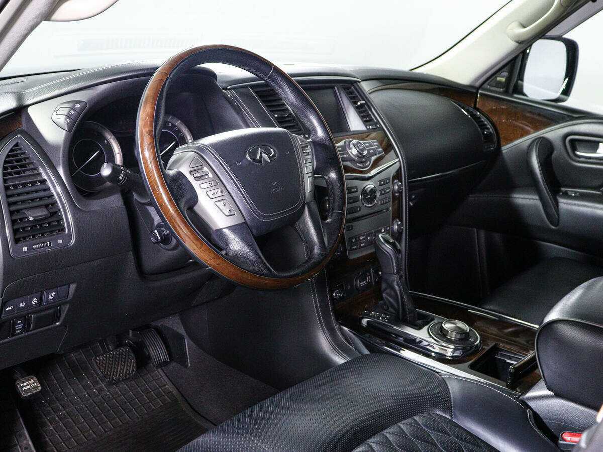 Infiniti QX80 2018 года с пробегом. Фото: #13