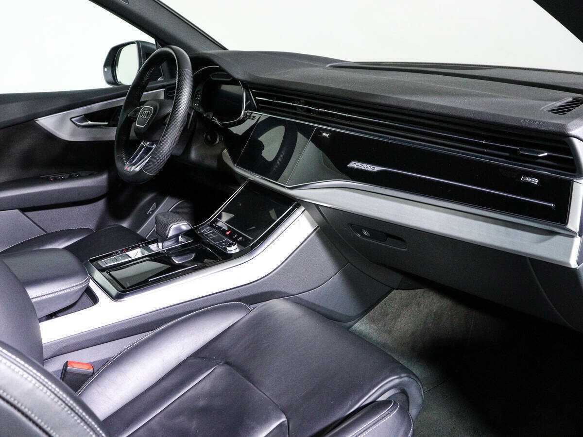 Audi Q8 2019 года с пробегом. Фото: #6