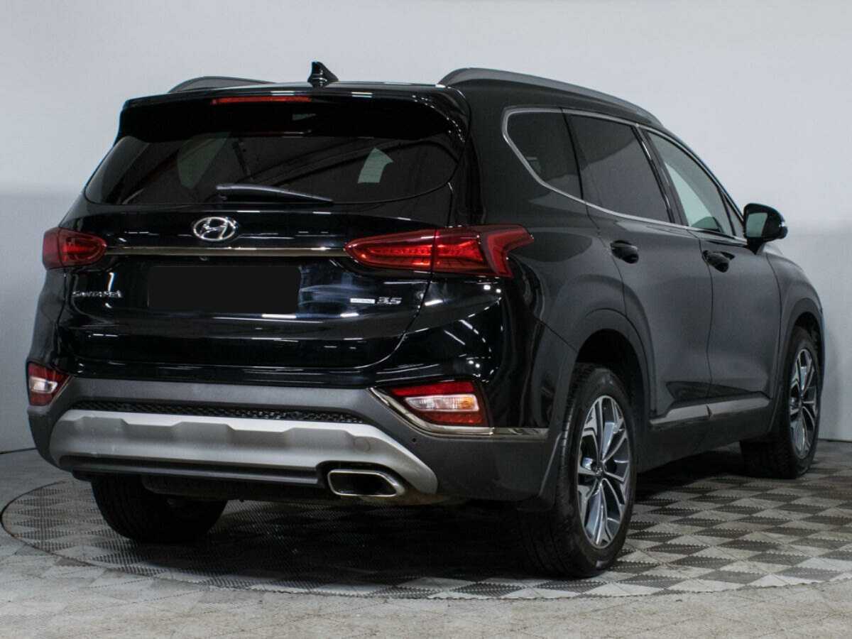 Hyundai Santa Fe 2019 года с пробегом. Фото: #4